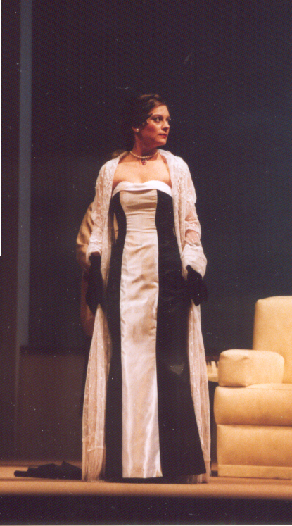 Annette Pfeifer als Eliza; Stadttheater Lübeck Annette Pfeifer als Eliza; Stadttheater Lübeck